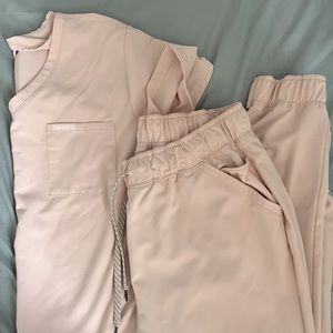 Jaanuu Scrub Set Blushing Pink